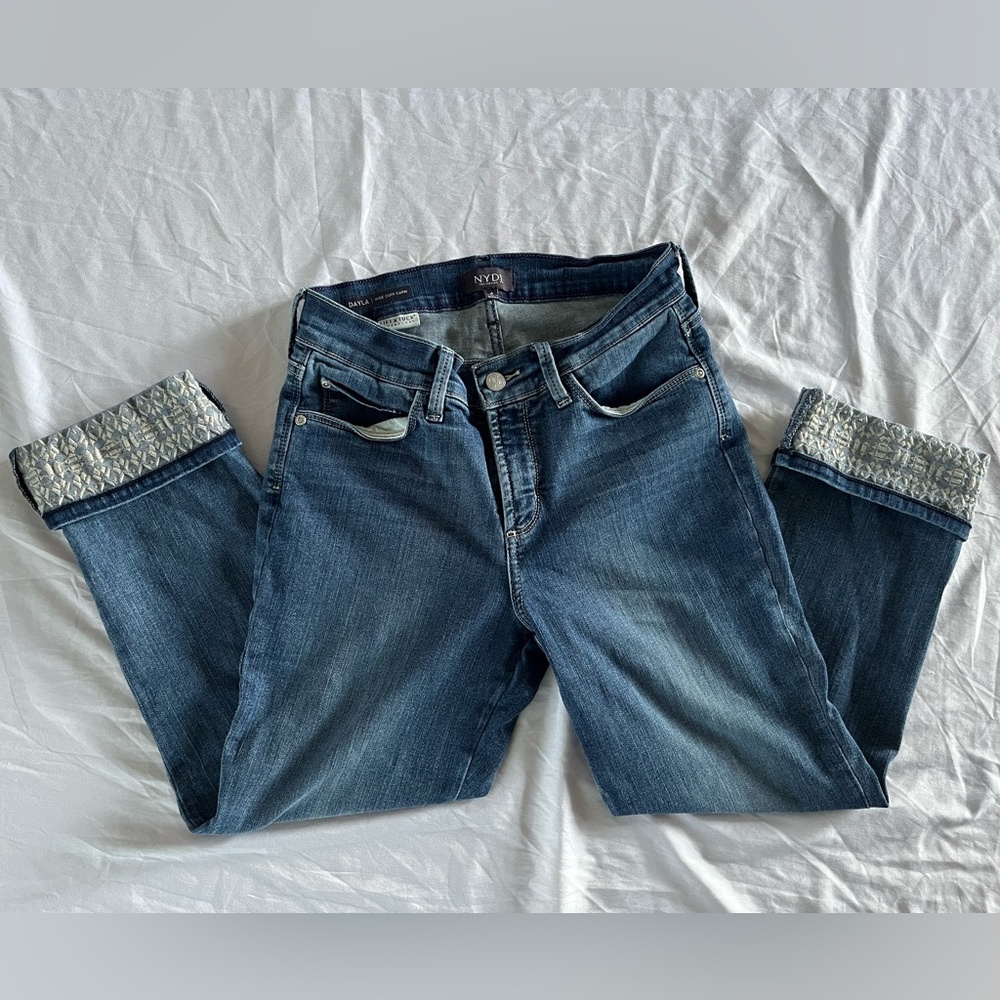 NYDJ Dayla Wide Cuff Capri Jeans!